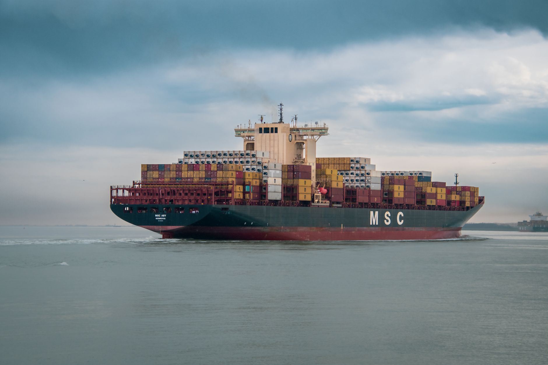 Return of Mega Container Ships to Suez Canal Boosts Indian Exporters’ Seasonal Logistics